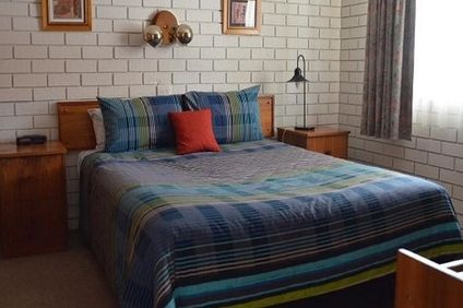 Kingswood Motel