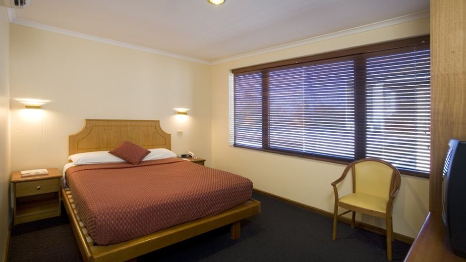 Capital Executive Apt Hotel Canberra Suite