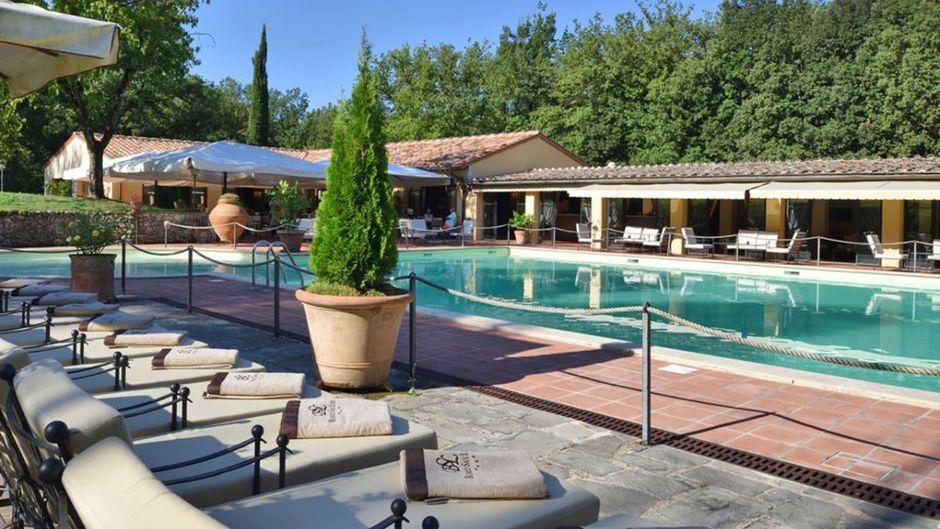 Borgo San Luigi Pool