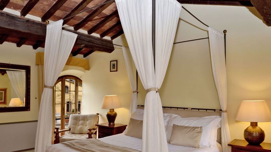 Borgo San Luigi Room