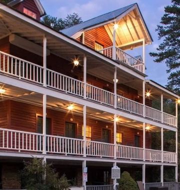 Glen-Ella Springs Inn & Meeting Place