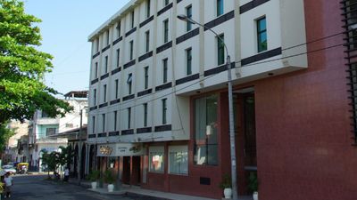 Victoria Regia Hotel & Suites