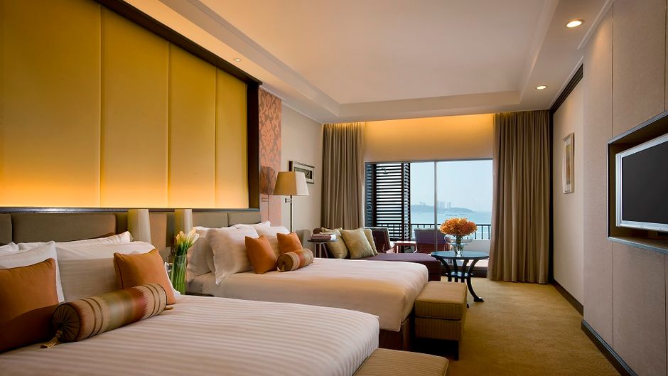 Dusit Thani Pattaya Suite
