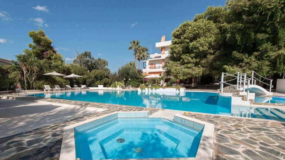 Monte Vardia Hotel Exterior