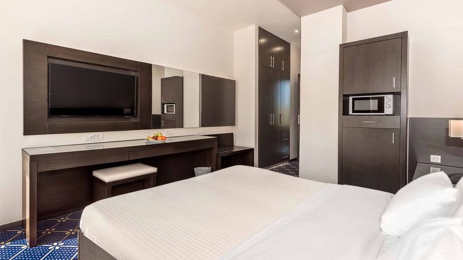 Monte Vardia Hotel Room