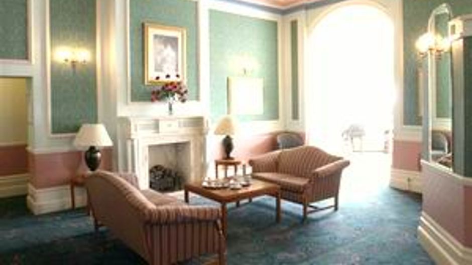 Muthu Westcliff Hotel Lobby