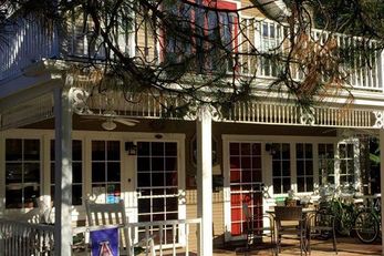 Prescott Pines Inn Bed & Breakfast