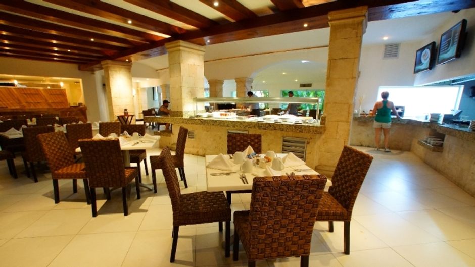 Adhara Hotel Hacienda Cancun Restaurant