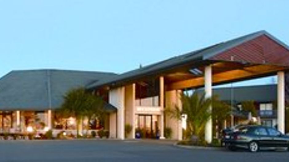 Lakeland Resort Exterior