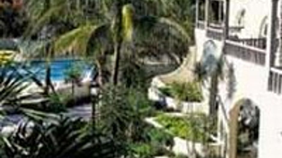 Paradise Island Beach Club Exterior