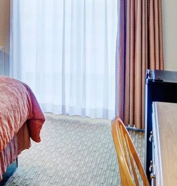 Lake View Inn & Suites Thompson