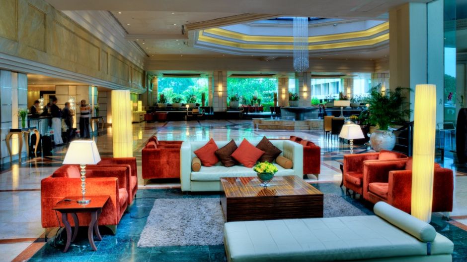 Cinnamon Grand Colombo Lobby
