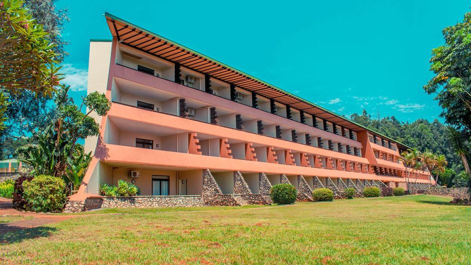 Hotel Piggs Peak & Casino Exterior