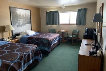 AmeriVu Inn and Suites Shawano