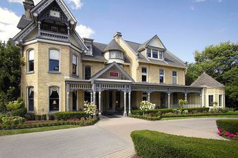 Idlewyld Inn & Spa