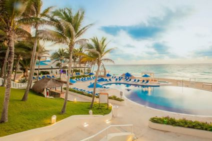 Golden Parnassus Resort & Spa
