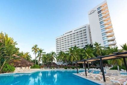 Park Royal Beach Ixtapa