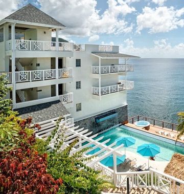 Fort Young Hotel & Dive Resort