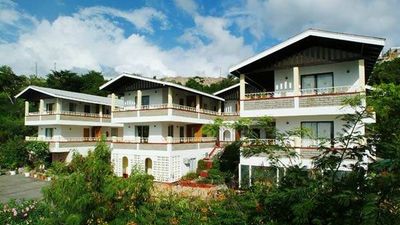 Gem Holiday Beach Resort