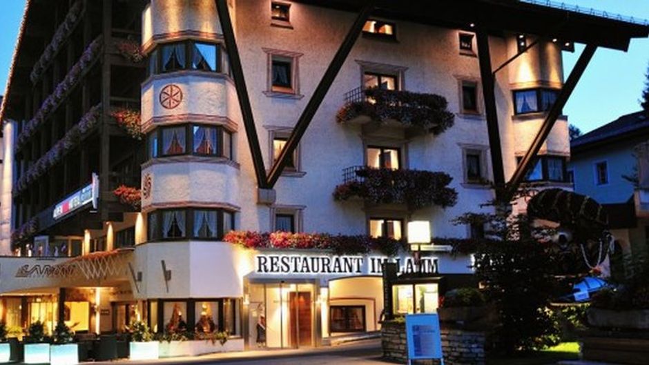 ALPENHOTEL Seefeld Exterior