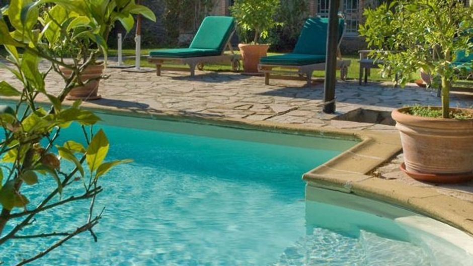 Chateau des Briottieres Pool