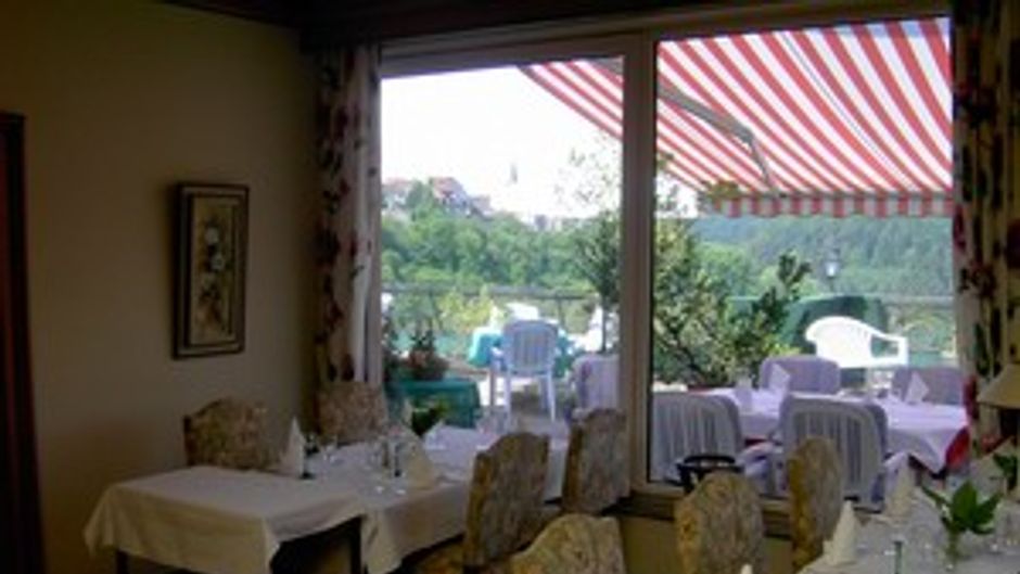 Hotel Aux Trois Roses Restaurant