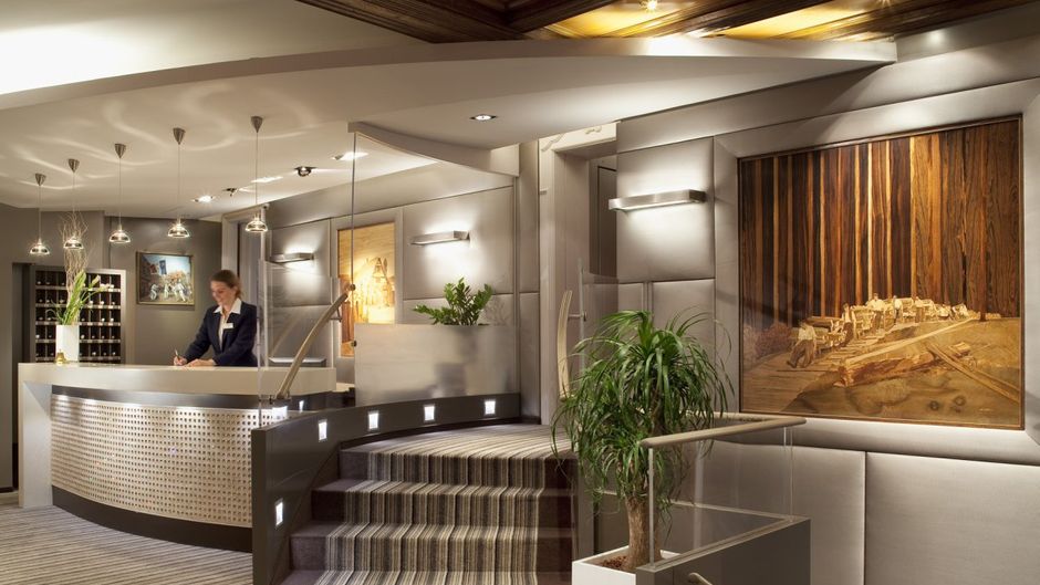 Le Parc Hotel, Restaurants & Spa Lobby
