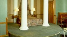 Russell Court Hotel