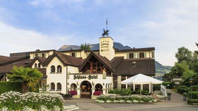 Schloss Hotel Swiss-Chalet