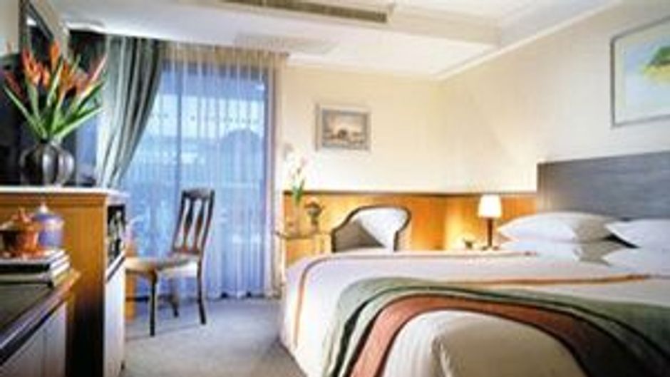Boulevard Hotel Bangkok Room