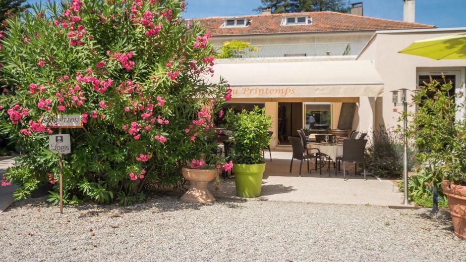 Le Printemps Hotel Exterior