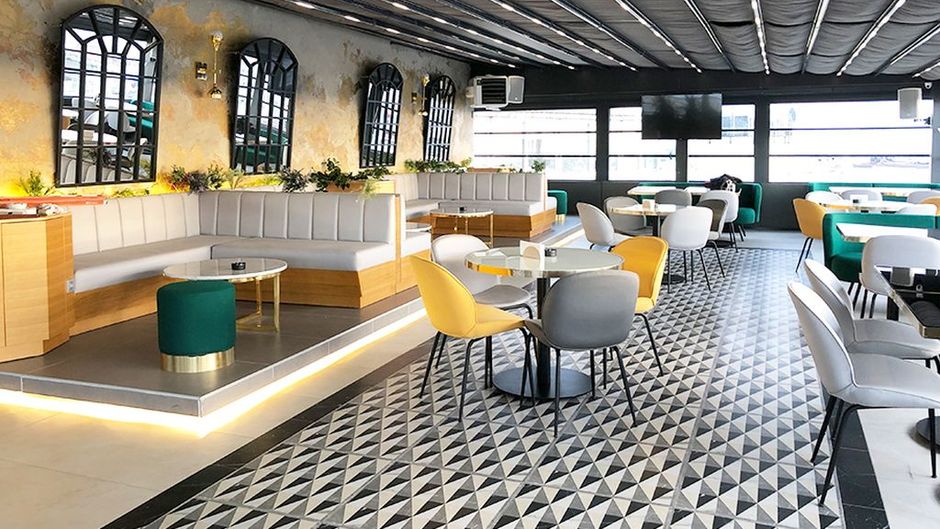 Zurich Hotel Bar/Lounge
