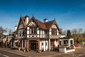 Popinjay Hotel