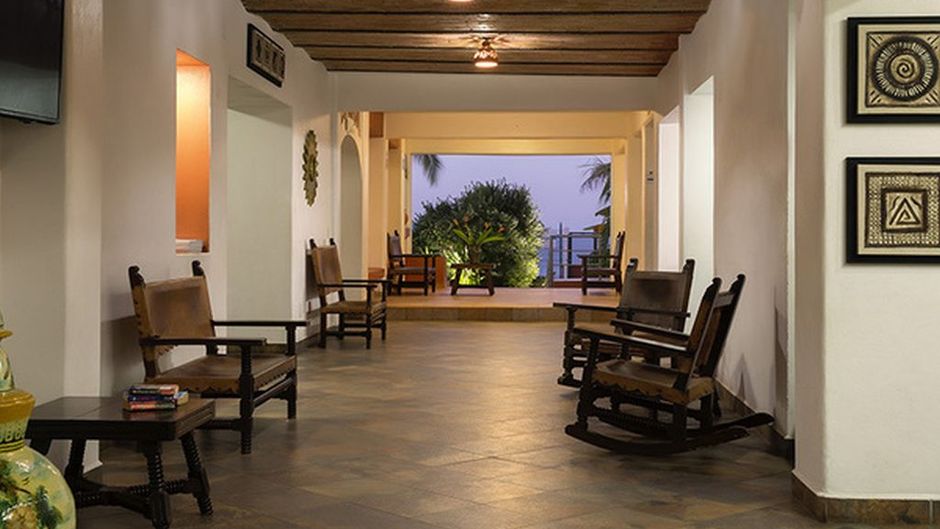 Hotel El Pescador Lobby