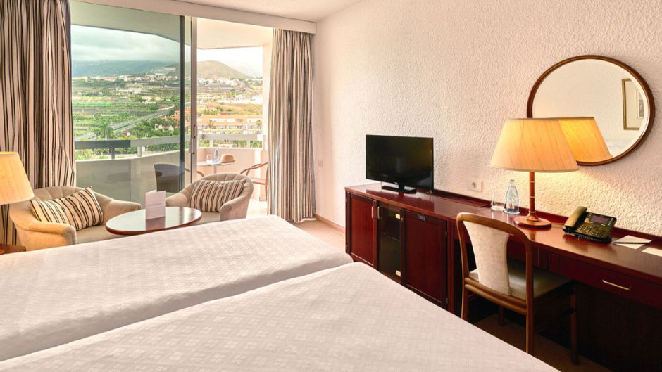 Precise Resort Tenerife Room
