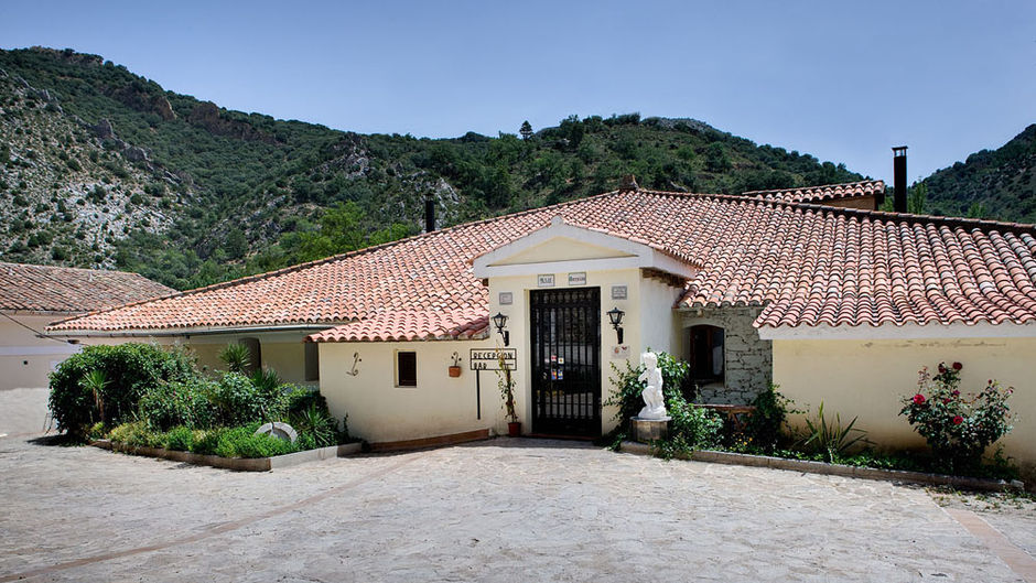 Hotel Hostal de la Trucha Exterior