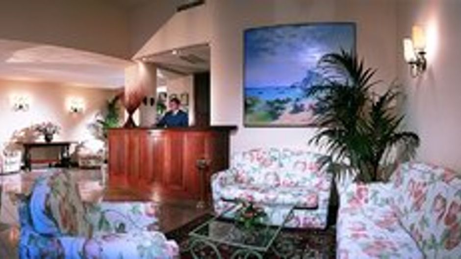 Hotel Isabella Lobby