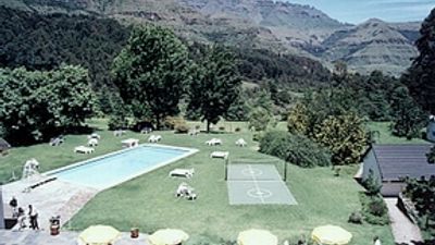 Champagne Castle Hotel