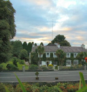Sweeney's Oughterard House