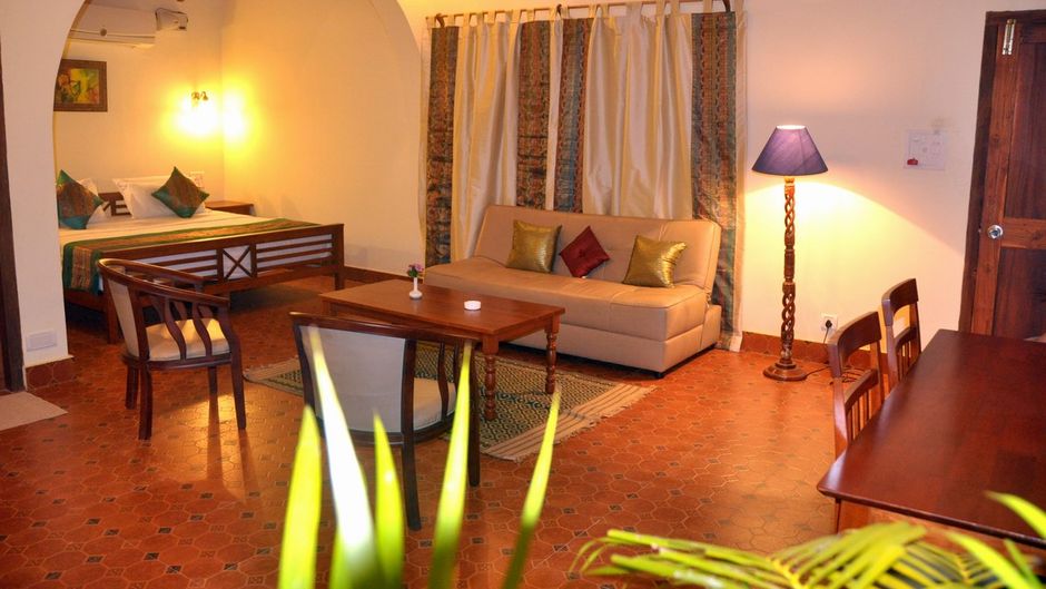Summer Sands Beach Resort Hotel Room