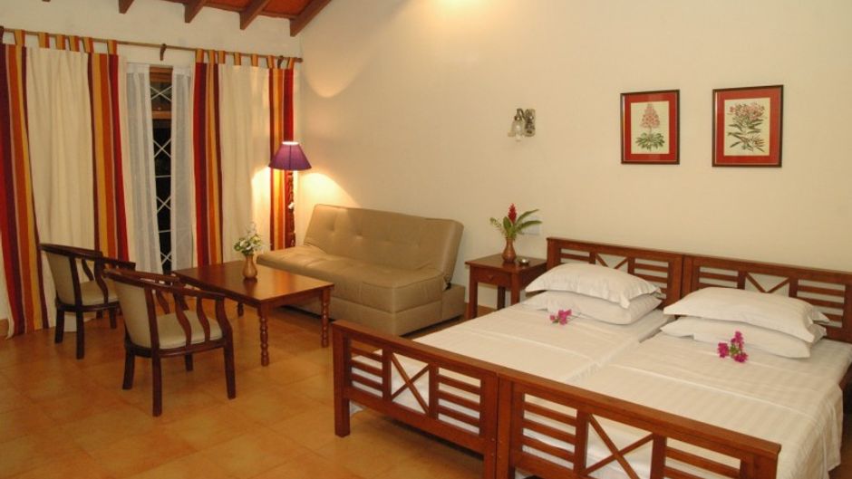 Summer Sands Beach Resort Hotel Suite