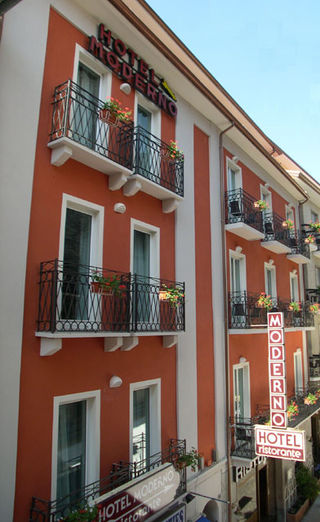 Moderno Hotel