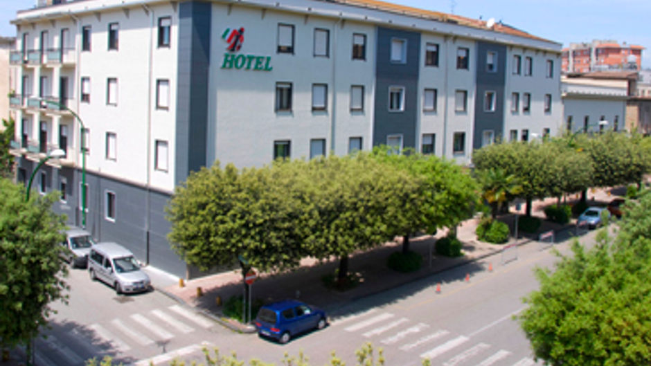 Grand Hotel Italiano Exterior