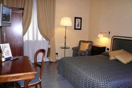 River Hotel & SPA