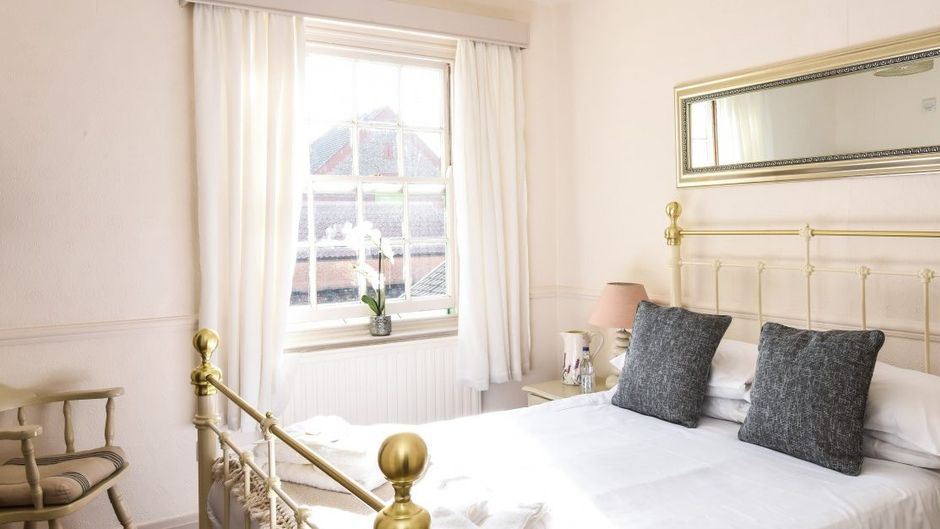 Feathers Hotel Room