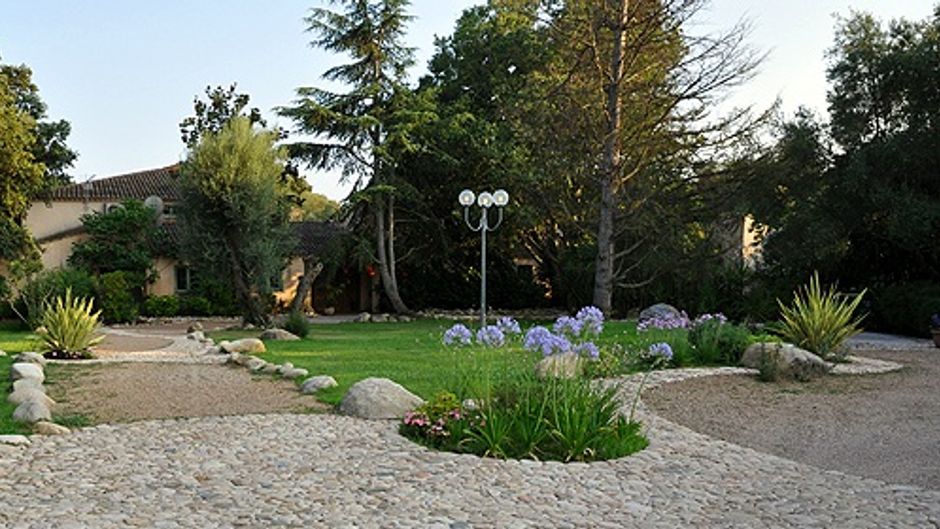 Hotel La Riviere Exterior