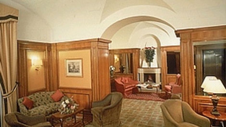 Hotel Arcangelo Lobby