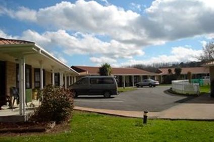 Gateway North Motor Lodge & Cafe