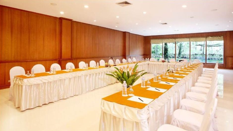 Thavorn Beach Village Resort & Spa Banquet
