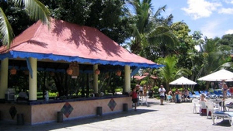 Fun Royale/Tropicale All Inclusive Bar/Lounge
